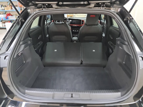 Vehicle image 11 Vehicle image 11