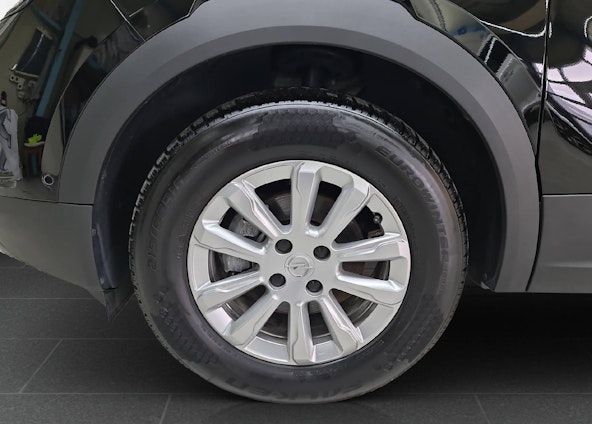 Vehicle image 12 Vehicle image 12