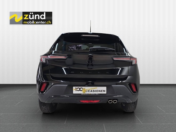 Vehicle image 3 Vehicle image 3