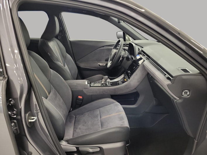 Vehicle image LEXUS LBX