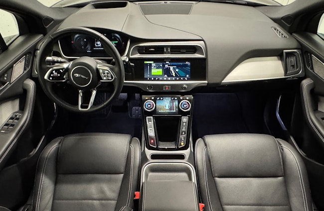 Vehicle image 8 Vehicle image 8