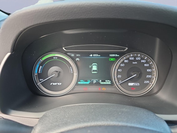 Vehicle image 13 Vehicle image 13