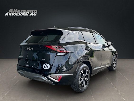 Vehicle image 5 Vehicle image 5