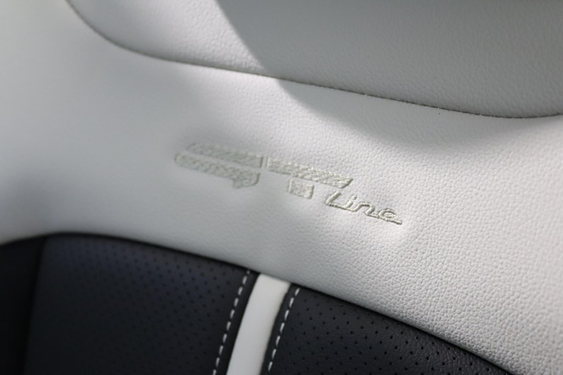 Vehicle image KIA SPORTAGE