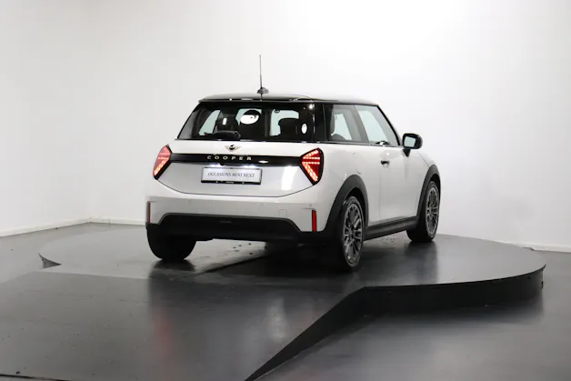 Mini F66 1.5i Cooper C
