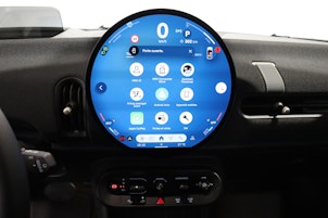 Vehicle image MINI F66 1.5i Cooper C