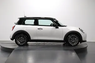 Mini F66 1.5i Cooper C