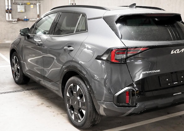 Vehicle image 13 Vehicle image 13