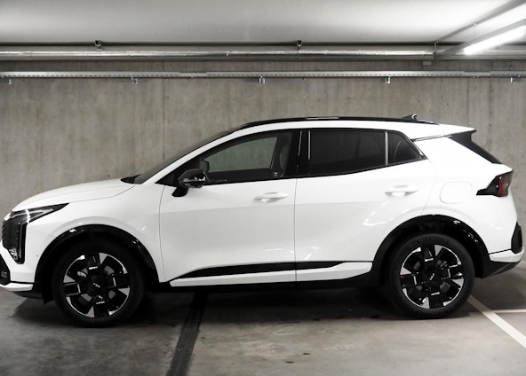 Vehicle image 3 Vehicle image 3