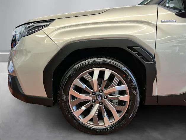 Subaru Forester Station 2.0i e-Boxer Luxury
