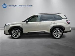 Subaru Forester Station 2.0i e-Boxer Luxury