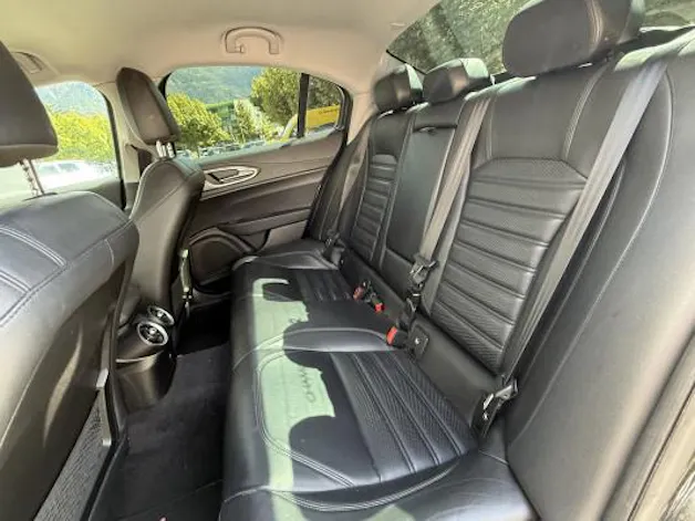 Alfa Romeo Giulia 2.2 JTDM Veloce Q4