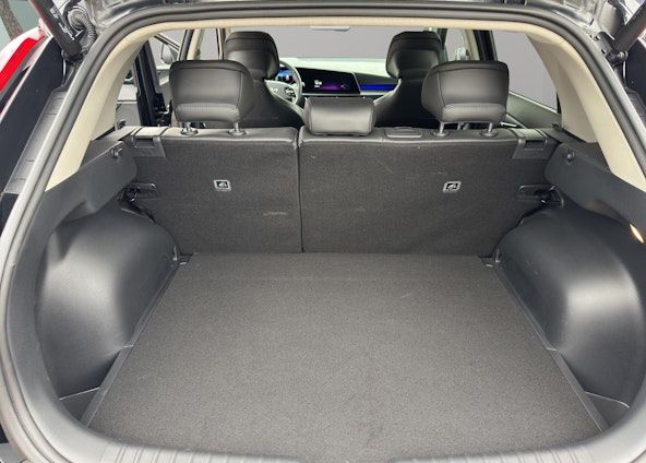 Vehicle image 10 Vehicle image 10