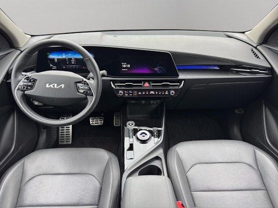 Vehicle image 5 Vehicle image 5