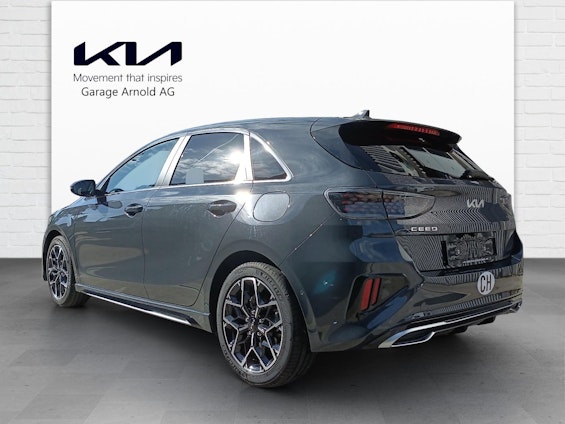 Vehicle image 3 Vehicle image 3