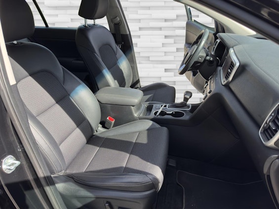 Vehicle image 5 Vehicle image 5