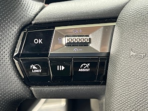 Vehicle image DS AUTOMOBILES DS4 1.6 E-Tense Performance Line+