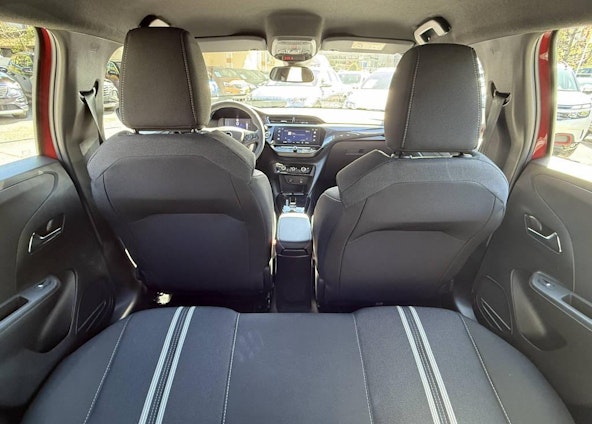 Vehicle image 11 Vehicle image 11