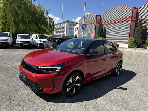 First vehicle image First vehicle image