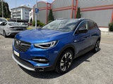 First vehicle image