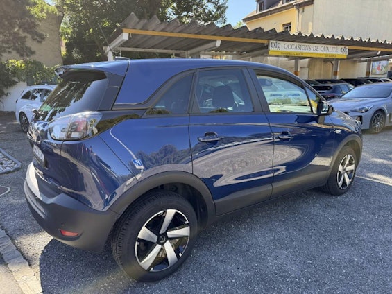 Vehicle image 4 Vehicle image 4