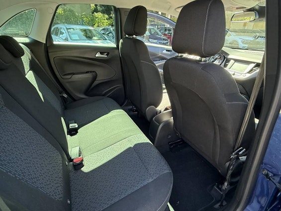 Vehicle image 12 Vehicle image 12