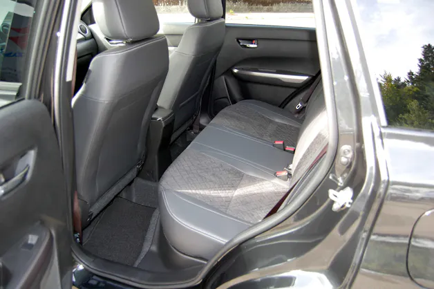 Suzuki Vitara 1.4 T Compact Top Hybrid 4x4