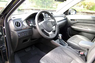 Suzuki Vitara 1.4 T Compact Top Hybrid 4x4