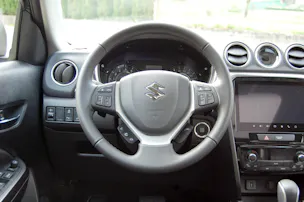 Suzuki Vitara 1.4 T Compact Top Hybrid 4x4