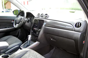 Suzuki Vitara 1.4 T Compact Top Hybrid 4x4