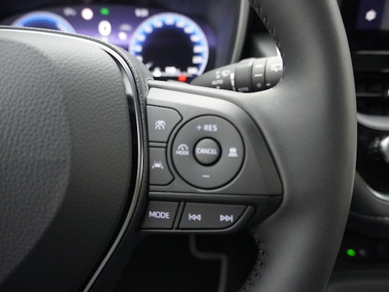 Vehicle image 12 Vehicle image 12