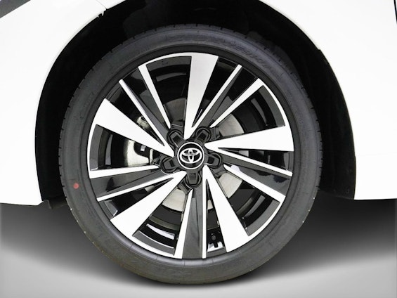 Vehicle image 5 Vehicle image 5