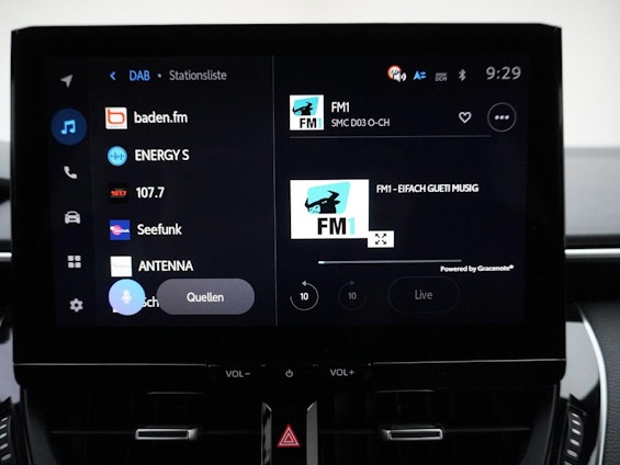 Vehicle image 16 Vehicle image 16