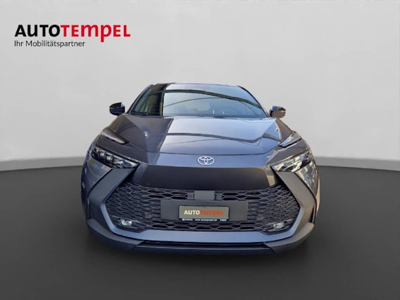 Vehicle image 6 Vehicle image 6