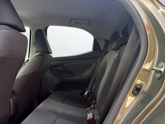 Vehicle image 5 Vehicle image 5