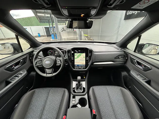 Subaru Forester Station 2.0i e-Boxer Swiss Plus