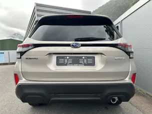 Subaru Forester Station 2.0i e-Boxer Swiss Plus