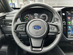 Subaru Forester Station 2.0i e-Boxer Swiss Plus
