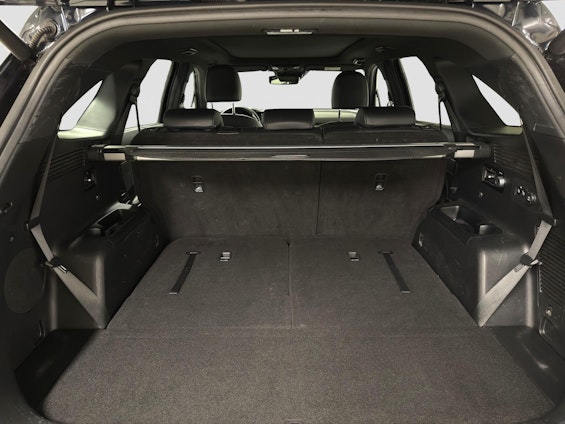 Vehicle image 15 Vehicle image 15