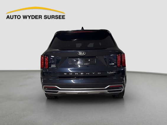 Vehicle image 4 Vehicle image 4