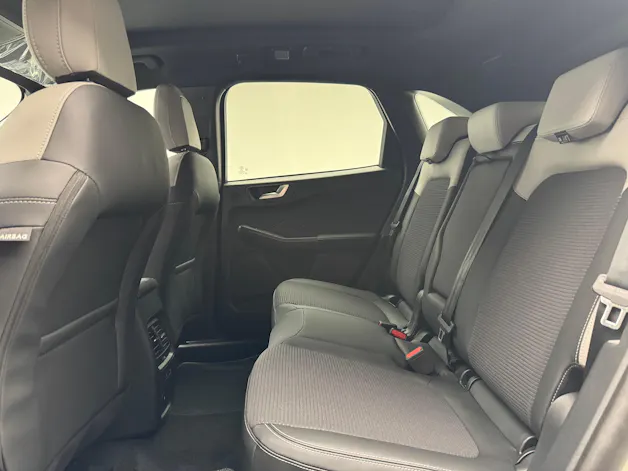 Ford Kuga 2.5 Hybrid Sound Edition 4x4