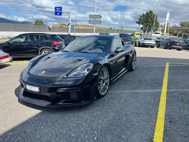 Porsche 718 Cayman GT4 RS PDK
