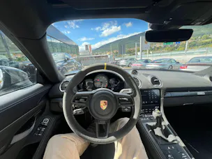 Porsche 718 Cayman GT4 RS PDK