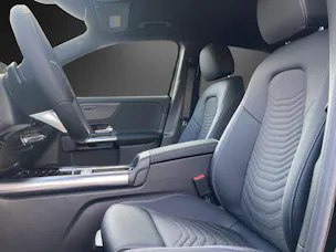 Mercedes-Benz GLA 250 e 8G-DCT EQ Star
