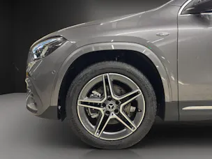 Mercedes-Benz GLA 250 e EQ Star 8G-DCT