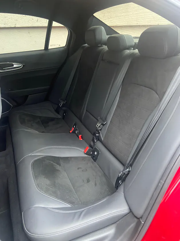 ALFA ROMEO Giulia 2.0 Veloce TI Carbon Q4 Automatic