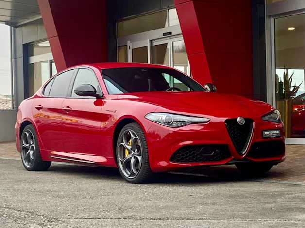 ALFA ROMEO Giulia 2.0 Veloce TI Carbon Q4 Automatic