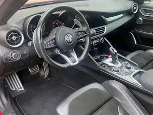 ALFA ROMEO Giulia 2.0 Veloce TI Carbon Q4 Automatic