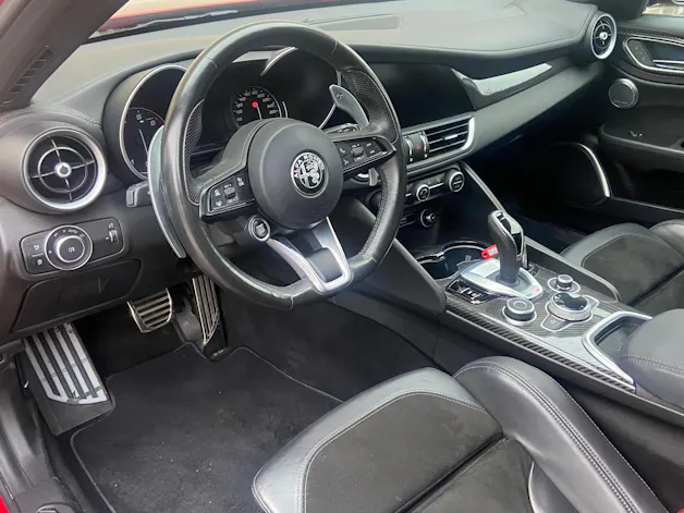 ALFA ROMEO Giulia 2.0 Veloce TI Carbon Q4 Automatic