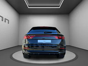 Audi Q8 SUV 55 TFSI quattro tiptronic
